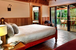 Exclusieve studio, 1 slaapkamer, uitzicht op rivier | 1 slaapkamer, lakens van Egyptisch katoen, luxe beddengoed