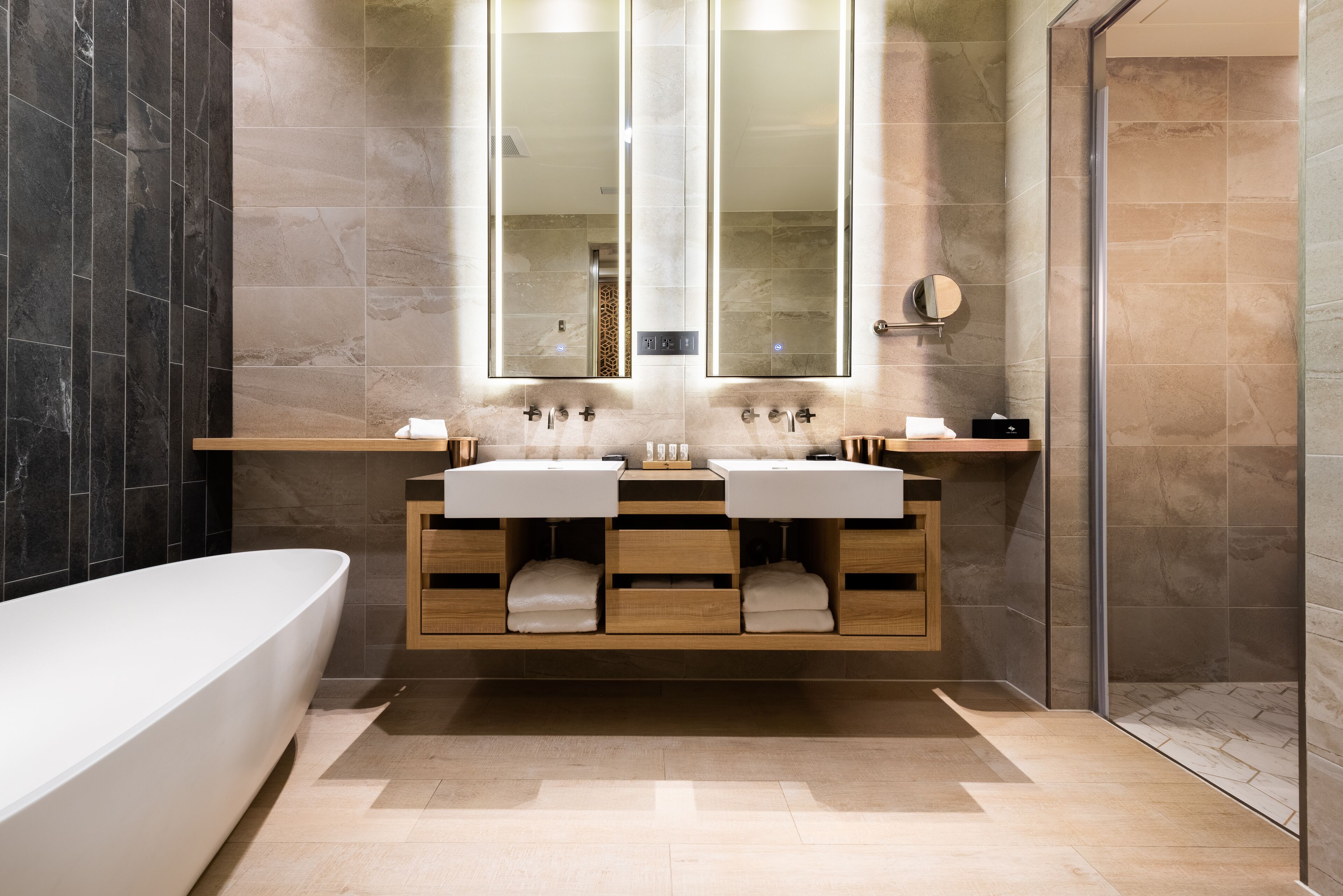 deep-soaking bathtub