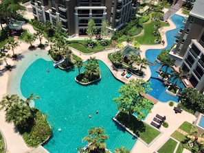 Outdoor pool - J.J Belle Condo in Bangkok (Bangkok)