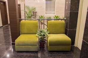 Interior - Hotel Pawan Plaza - Near BLK and Ganga Ram Hospital - Karol Bagh (New Delhi)