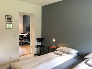 3 室のベッドルーム、WiFi、ベッドシーツ