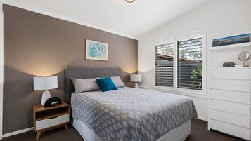 2 bedrooms, iron/ironing board, travel crib, free WiFi