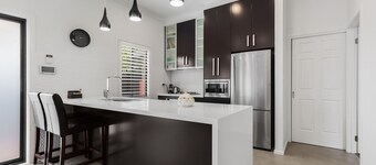 Chic 2 Bedroom Keilor