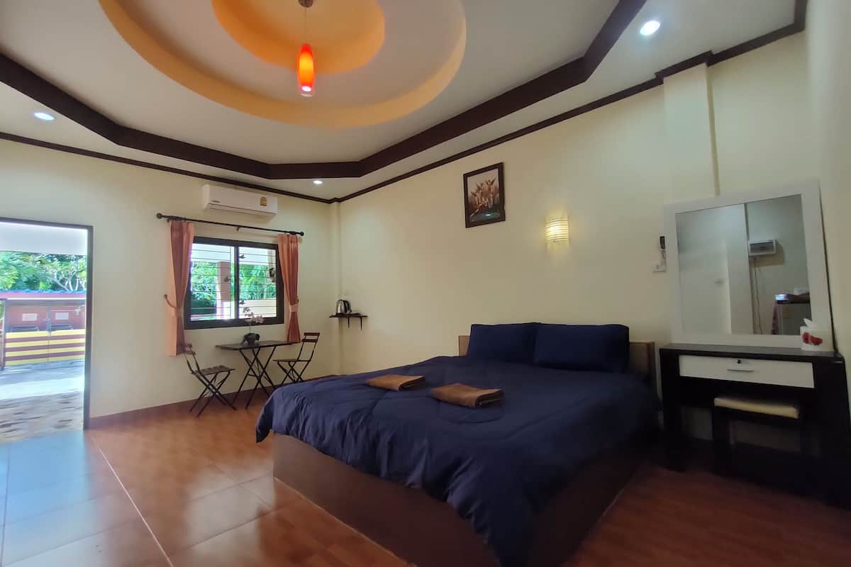 superior double room | rollaway beds, free wifi, bed sheets
