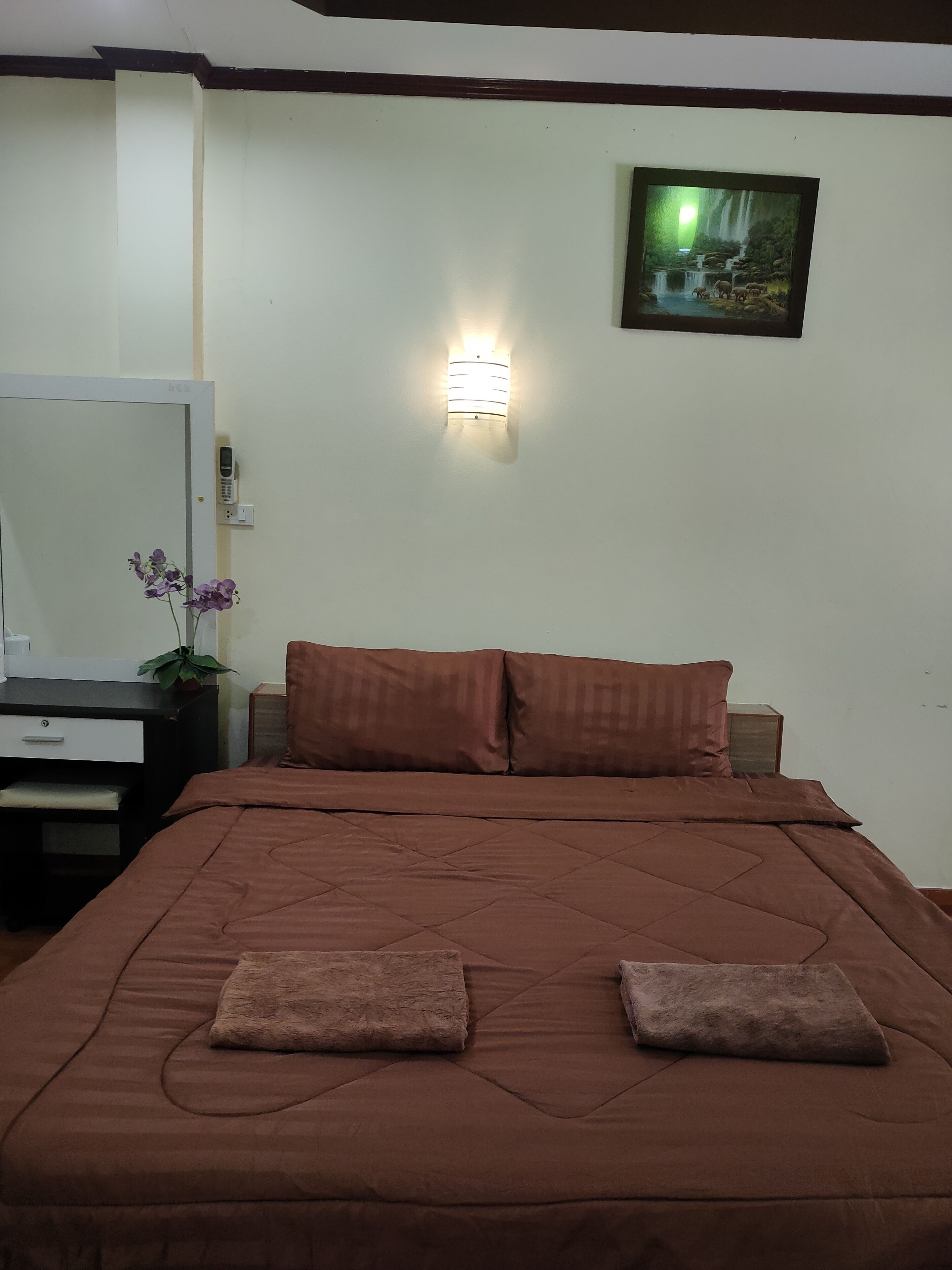 superior double room | rollaway beds, free wifi, bed sheets