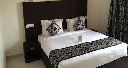 Royal Indu Hotel