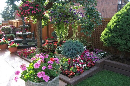 Live Like a Princess in Stunning Chalet-Style Home -- YYZ