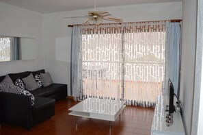 TV, videospill, DVD-spiller og bøker