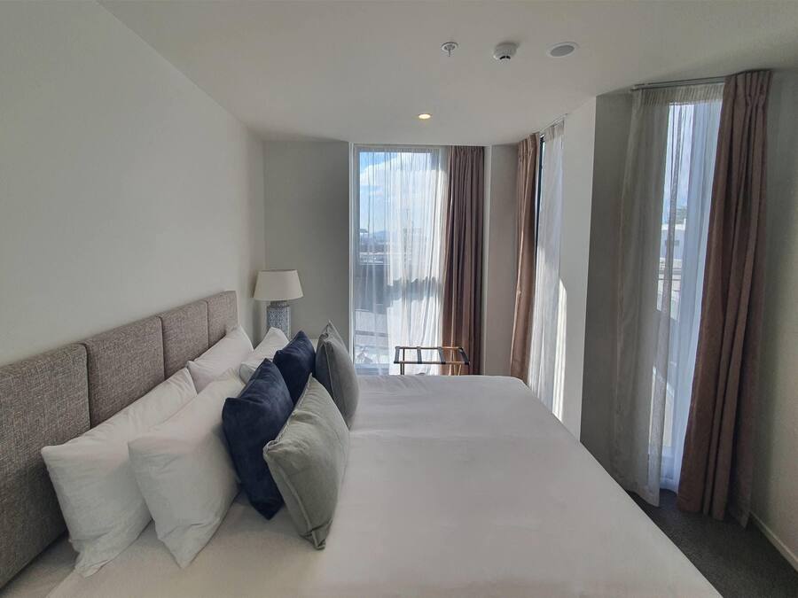 Deluxe Apartment, 1 King Bed, Balcony | Premium bedding, blackout curtains, soundproofing, iron/ironing board