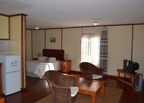 1 Schlafzimmer, individuell dekoriert, individuell eingerichtet