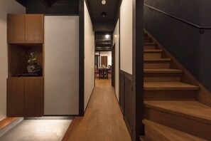 Suíte luxo | 1 quarto, ferros/tábuas de passar roupa, Wi-Fi de cortesia