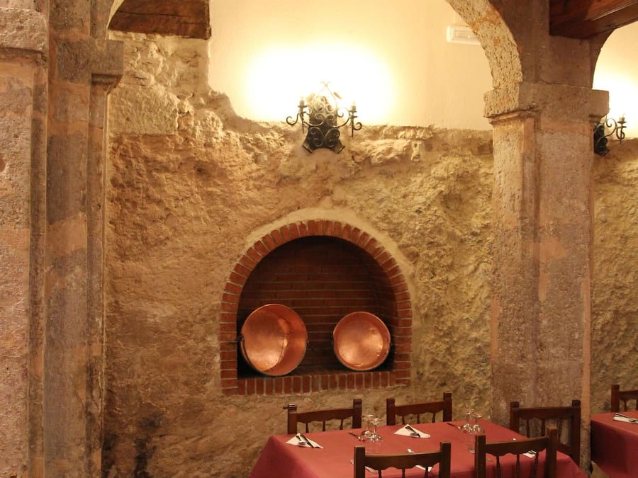 Lunsj og middag serveres