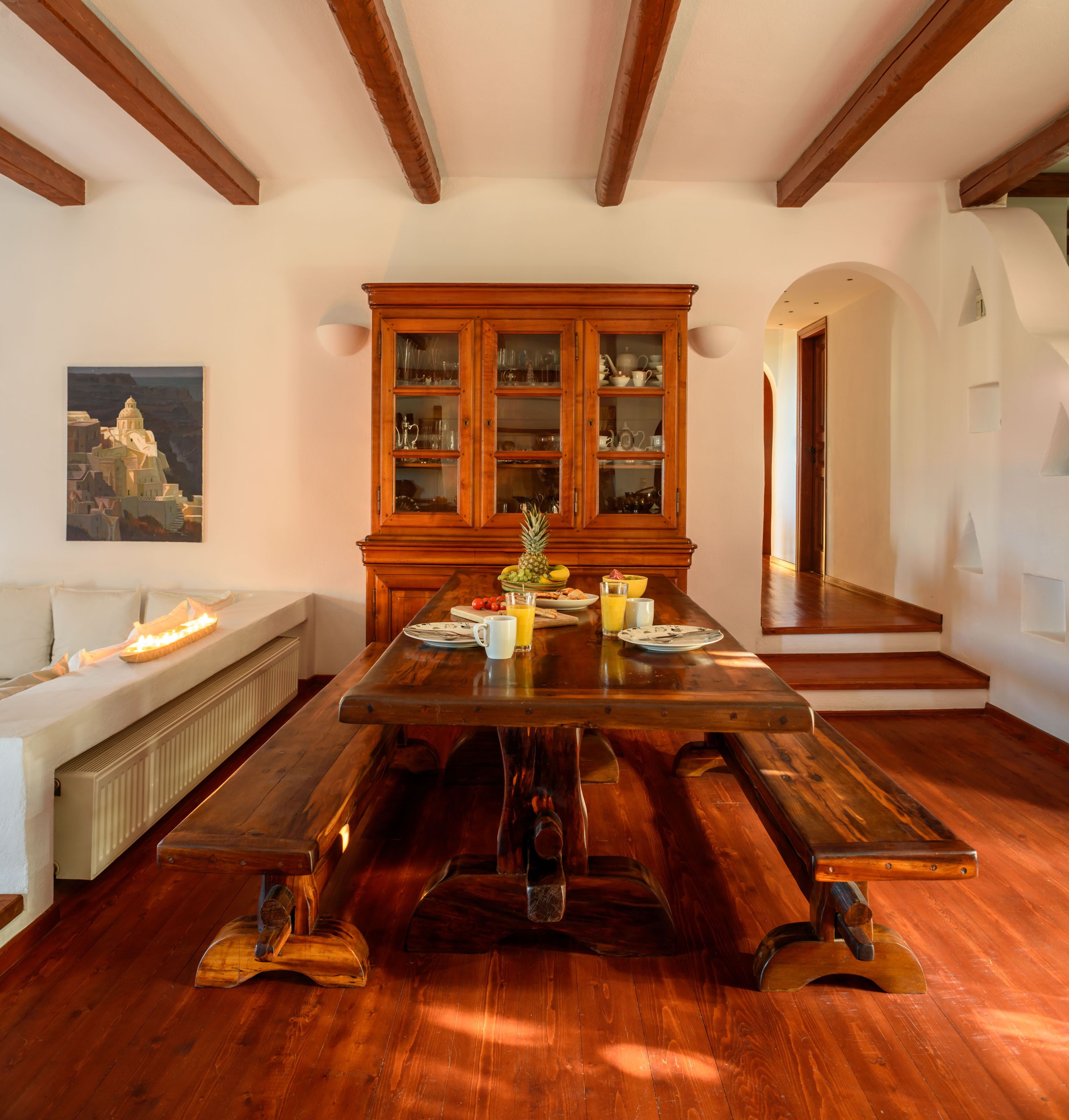 Luxury Villa | Living area | Flat-screen TV