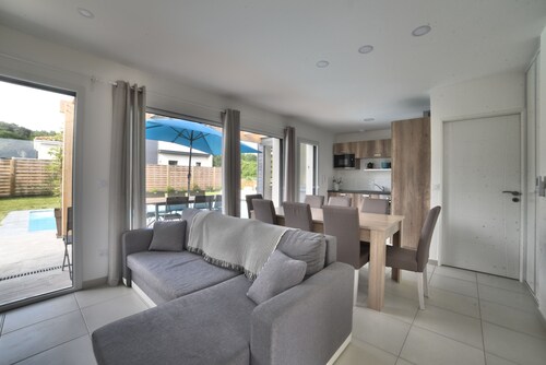 Villa 4 by Avecoeur