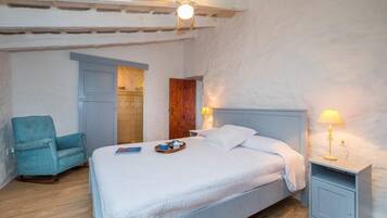 4 soveværelser, strygejern/strygebræt, gratis Wi-Fi, sengetøj