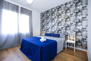3 bedrooms, iron/ironing board, free WiFi, bed sheets