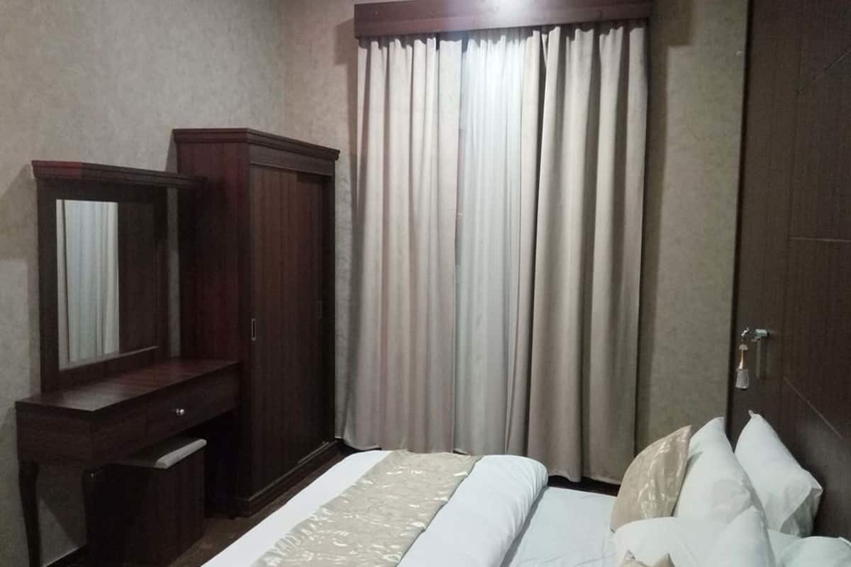 1 habitación y caja de seguridad en la habitación 