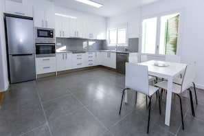 Fridge, microwave, oven, dishwasher