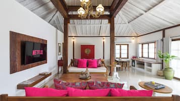 Joglo, 2 Bedrooms Villa - for Cool Adults Only | 客廳