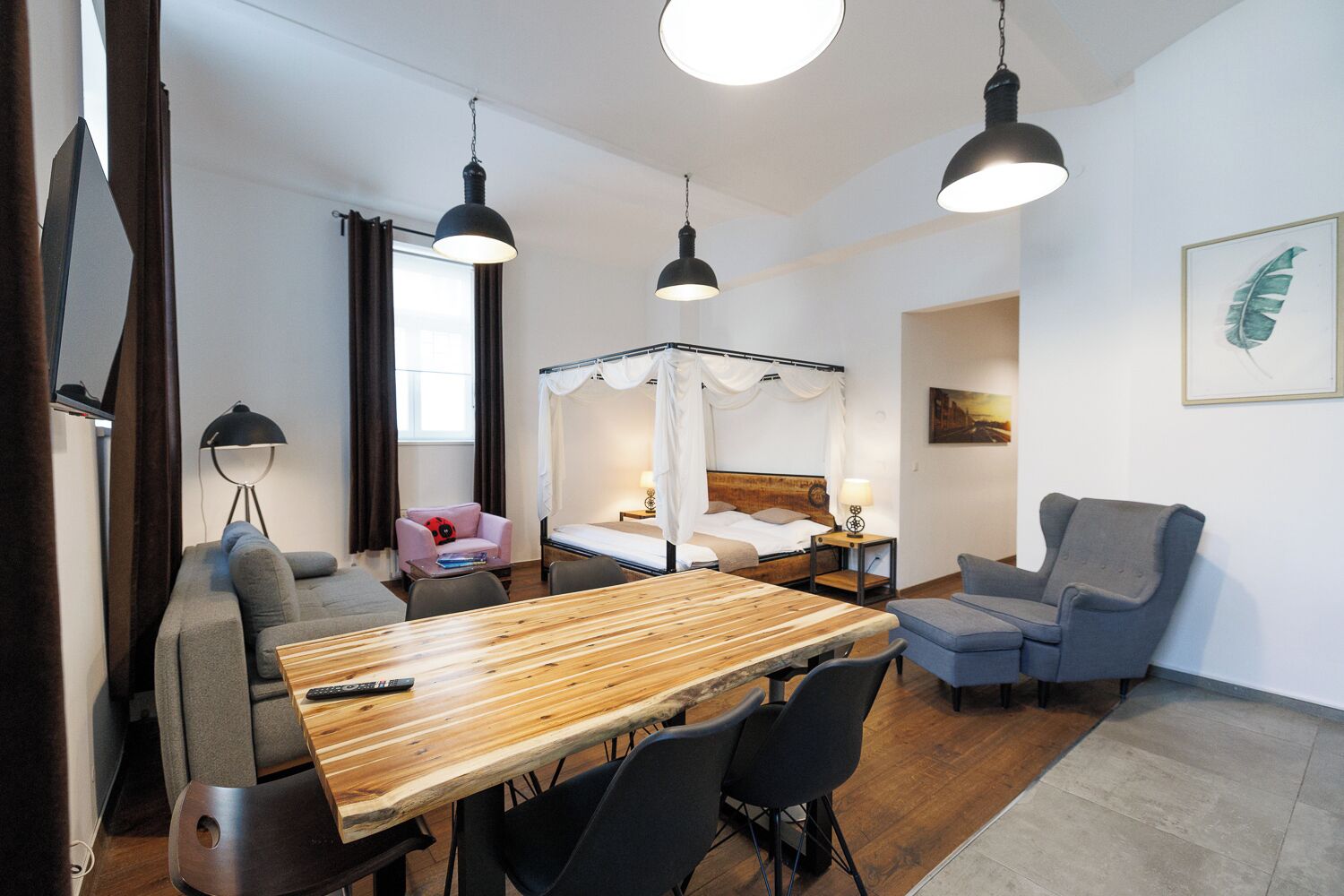 San Francisco Loft | Essbereich im Zimmer