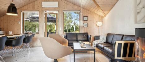 TV, peis og DVD-spiller