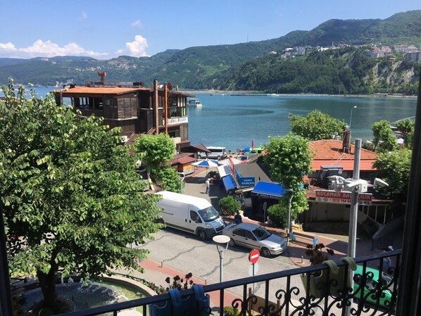 Habitación doble estándar | Vista al agua