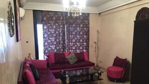 Căn hộ | Khu phòng khách | Lò sưởi 