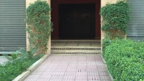 Lối vào nơi lưu trú