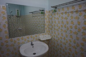 Standard Double Room  | Vask på badet