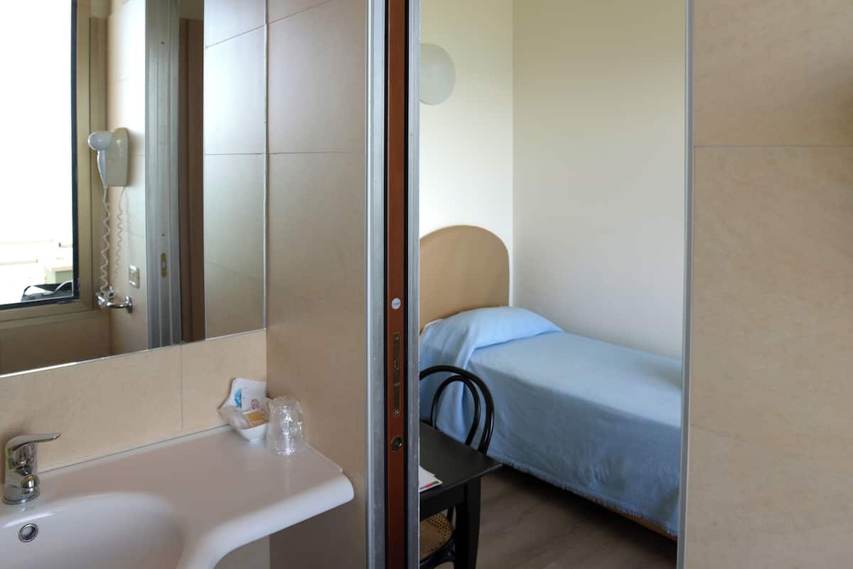 Standard-Einzelzimmer, Meerblick | Badezimmer
