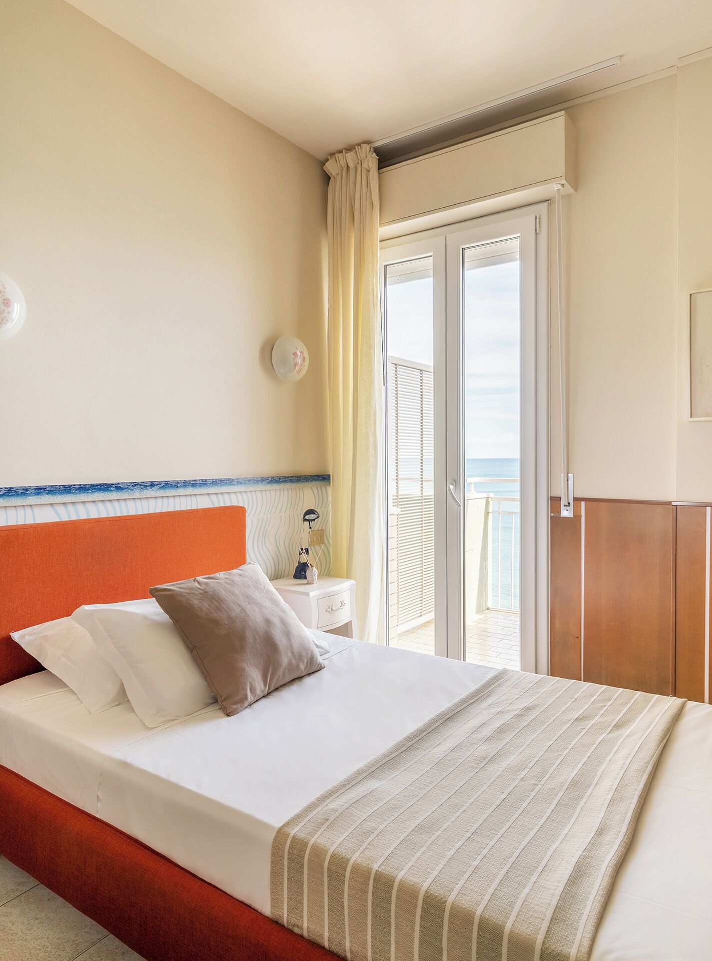 Chambre Simple Standard, vue mer | Coffres-forts dans les chambres, bureau, Wi-Fi gratuit, draps fournis
