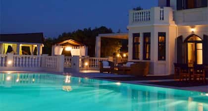Mikamas Villa