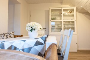 Apartment 3 in the attic with garden access | Private kitchen | Full-size fridge, microwave, oven, stovetop