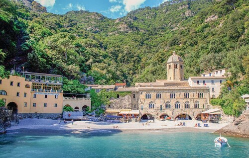 Amazing home in Maissana Tavarone (GE) with WiFi
