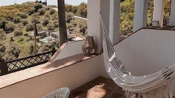 Standard Double Room, Terrace, Sea View | Minibar, soundproofing