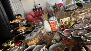Dagelijks ontbijtbuffet (toeslag)