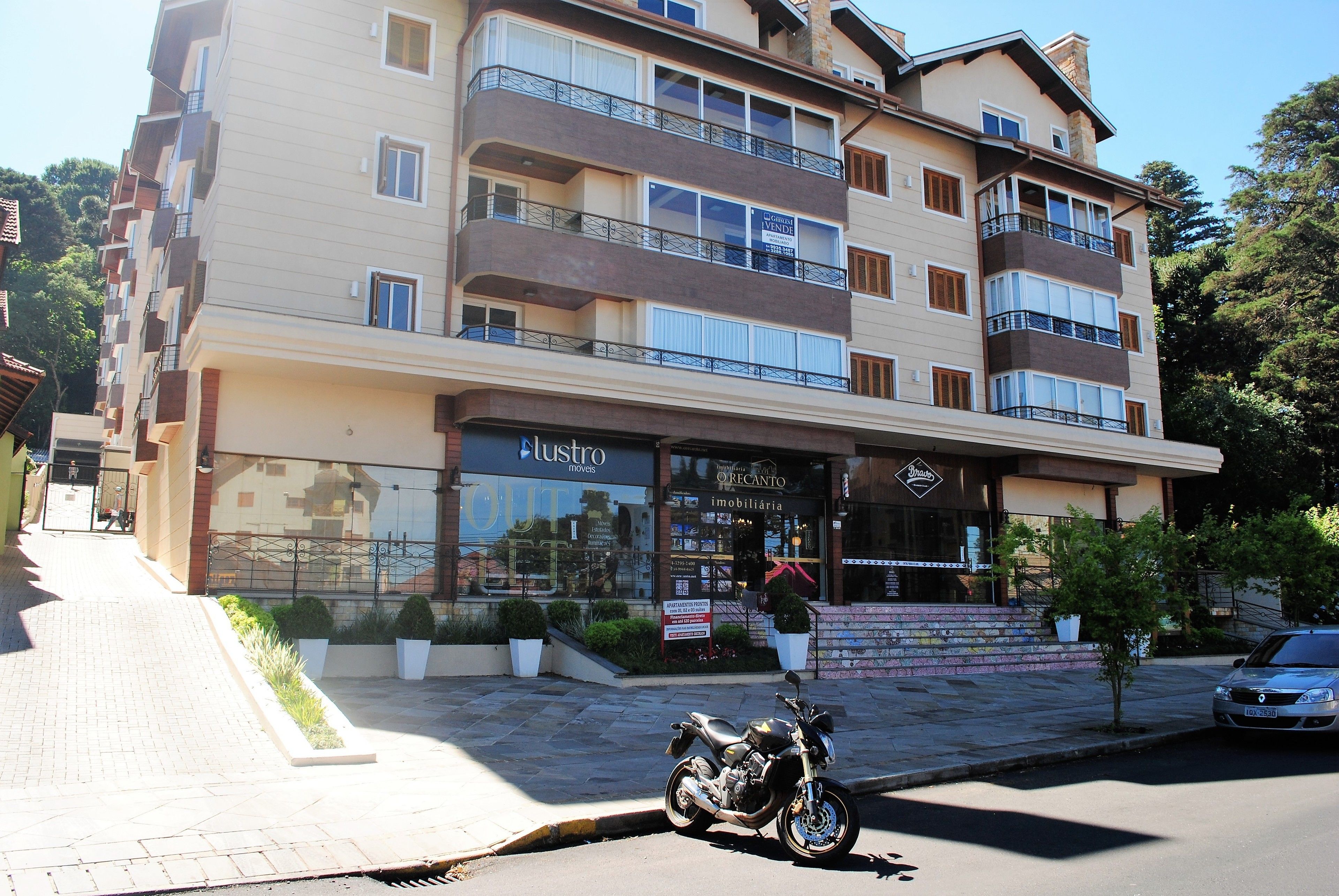 Fachada da propriedade