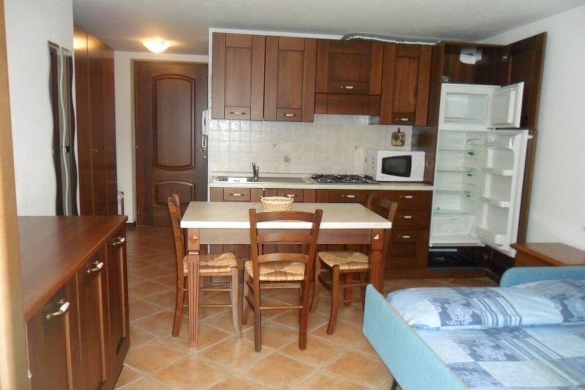 Studio, Balcony | Private kitchenette | Fridge, microwave, oven, stovetop