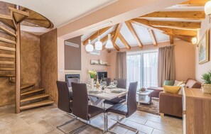 Dining - Gorgeous home in Pula (Pula)