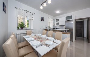Dining - 3 bedroom amazing home in Plomin (Plomin)