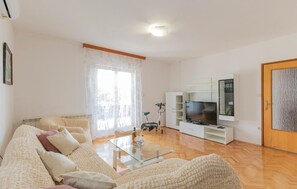 Living area - Gorgeous home in Vinjani Gornji (Vinjani Gornji)