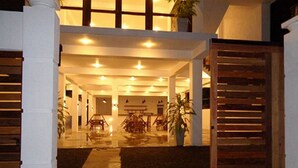 Interior entrance - King's Marine (Matara)