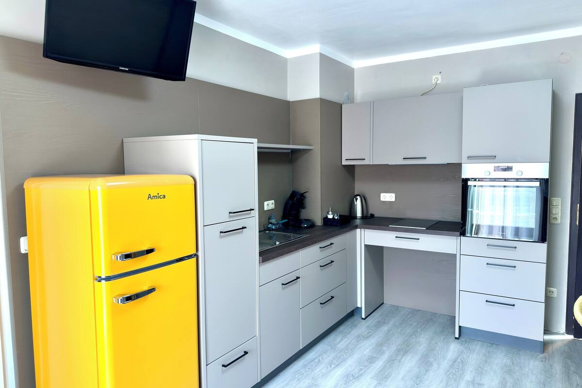 comfort apartment, balcony | private kitchen
