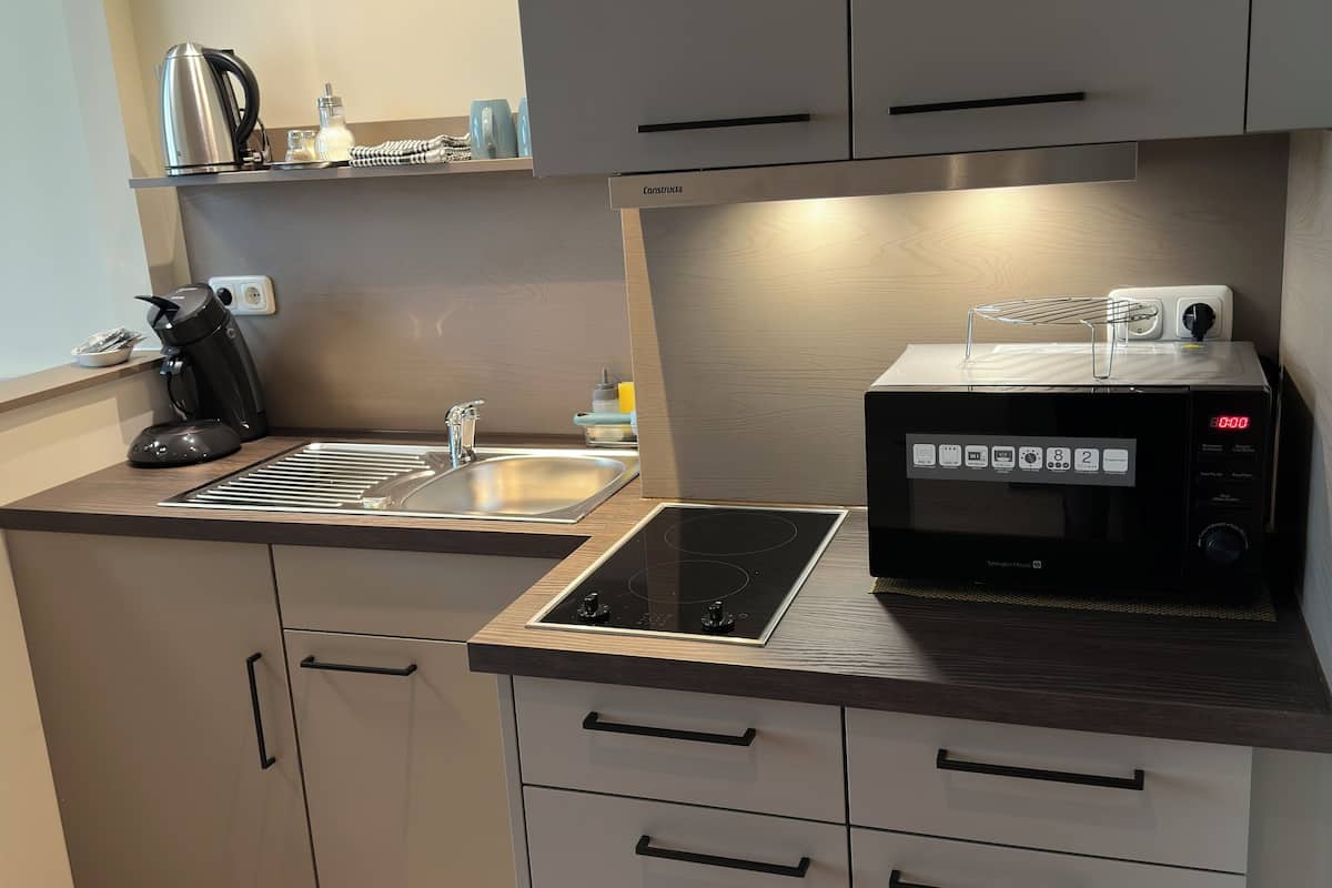 comfort studio | private kitchen