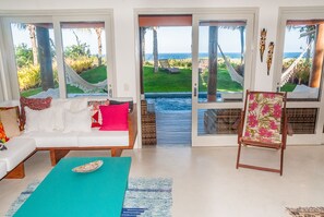 独立别墅 | 起居区 | 平板电视