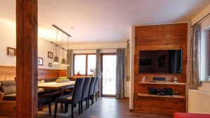 Room, Private Bathroom - Ferienhaus Schweiger (Ruhpolding)