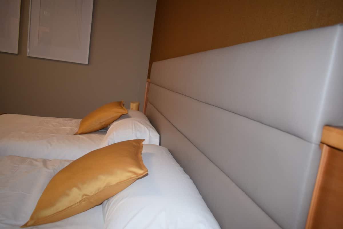 standard room | 1 bedroom, desk, blackout curtains, soundproofing