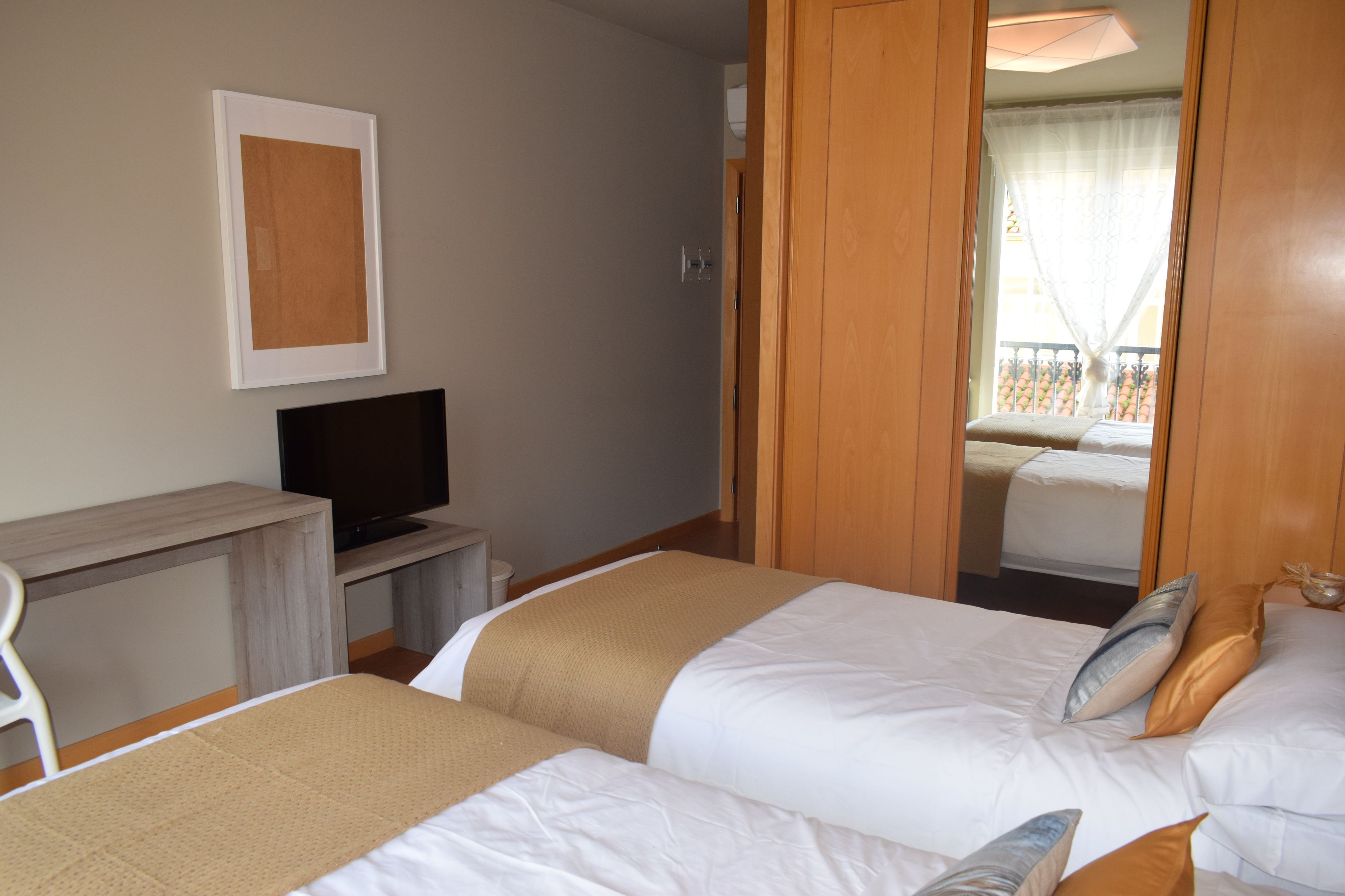 standard room | 1 bedroom, desk, blackout curtains, soundproofing