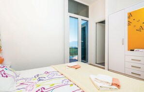 1 camera, una cassaforte in camera, Wi-Fi gratuito, lenzuola