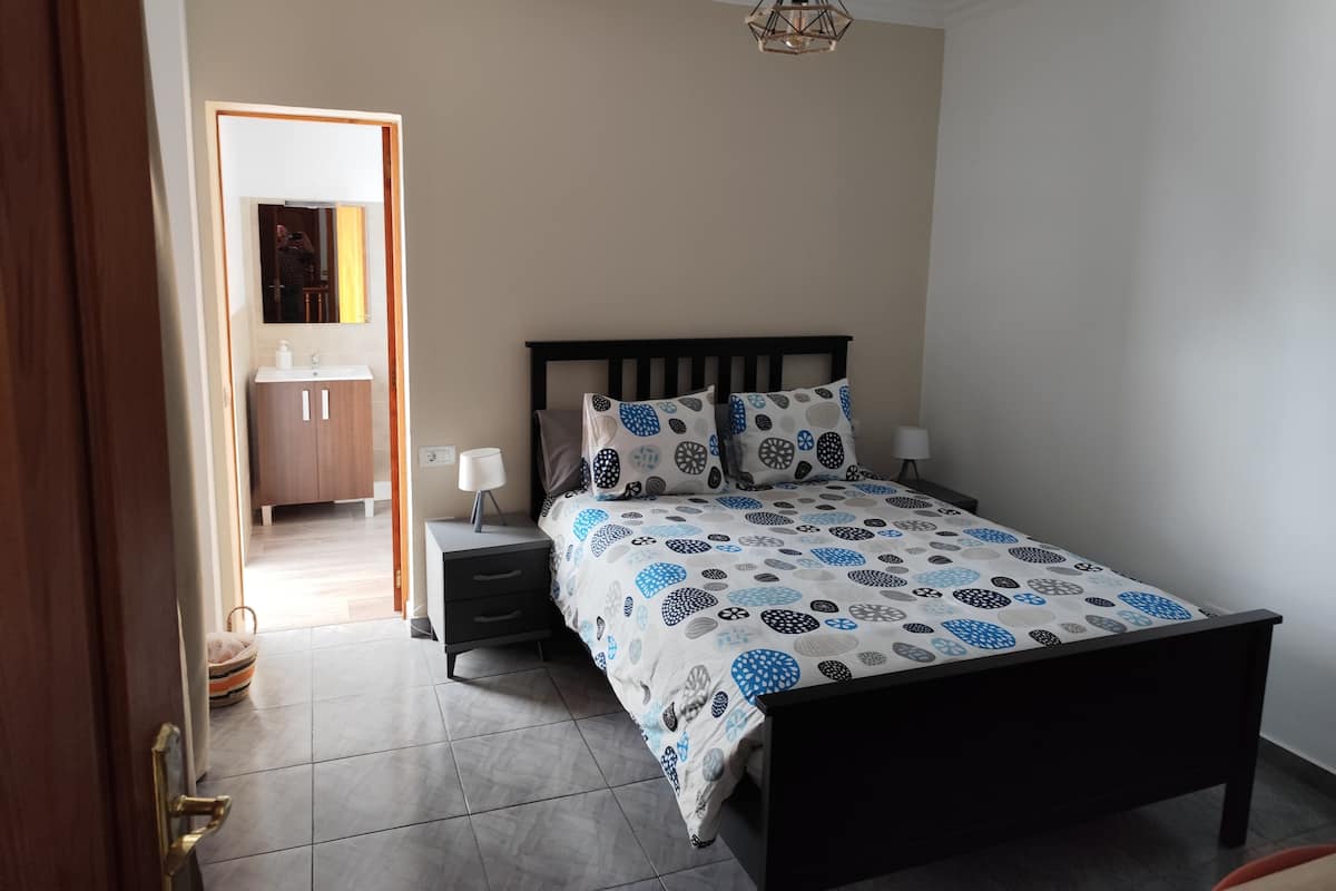 Double Room, Balcony, Ocean View | Desk, iron/ironing board, free WiFi, bed sheets